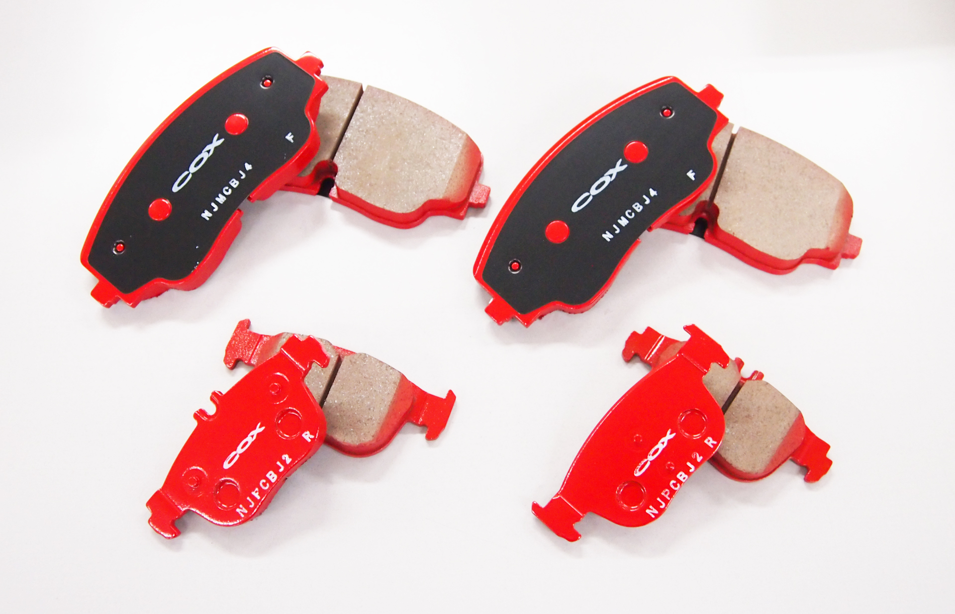 ☆COX Original Brake Pad Set (制動力強化タイプ) for Golf8 R【受注